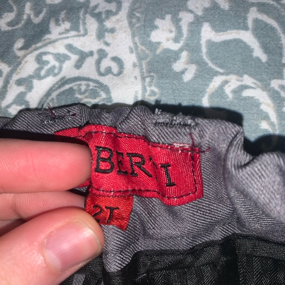 2T BRAND NEW VEST AND DRESS PANTS - Picture 4 of 6